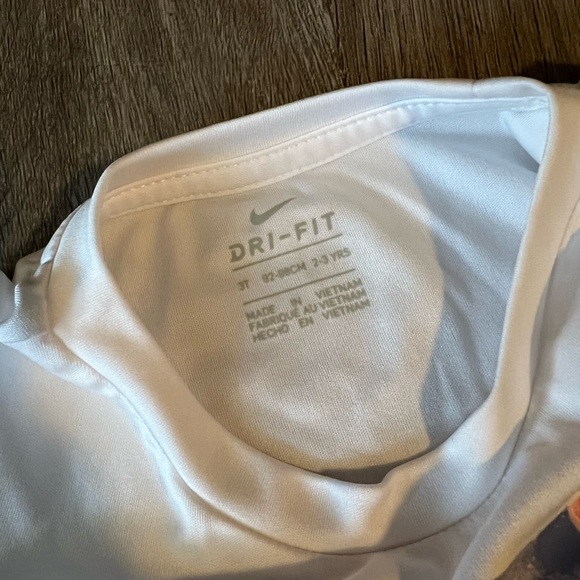 NIKE 3T Dri-Fit toddler shirt & shorts set - Picture 4 of 8